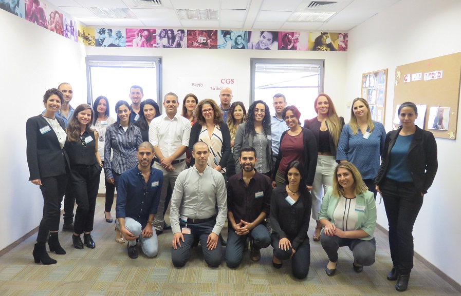 תמונה קבוצתית של מנהלי המוקדים שהשתתפו במפגש ב- CGS ישראל, צילום: יח"צ